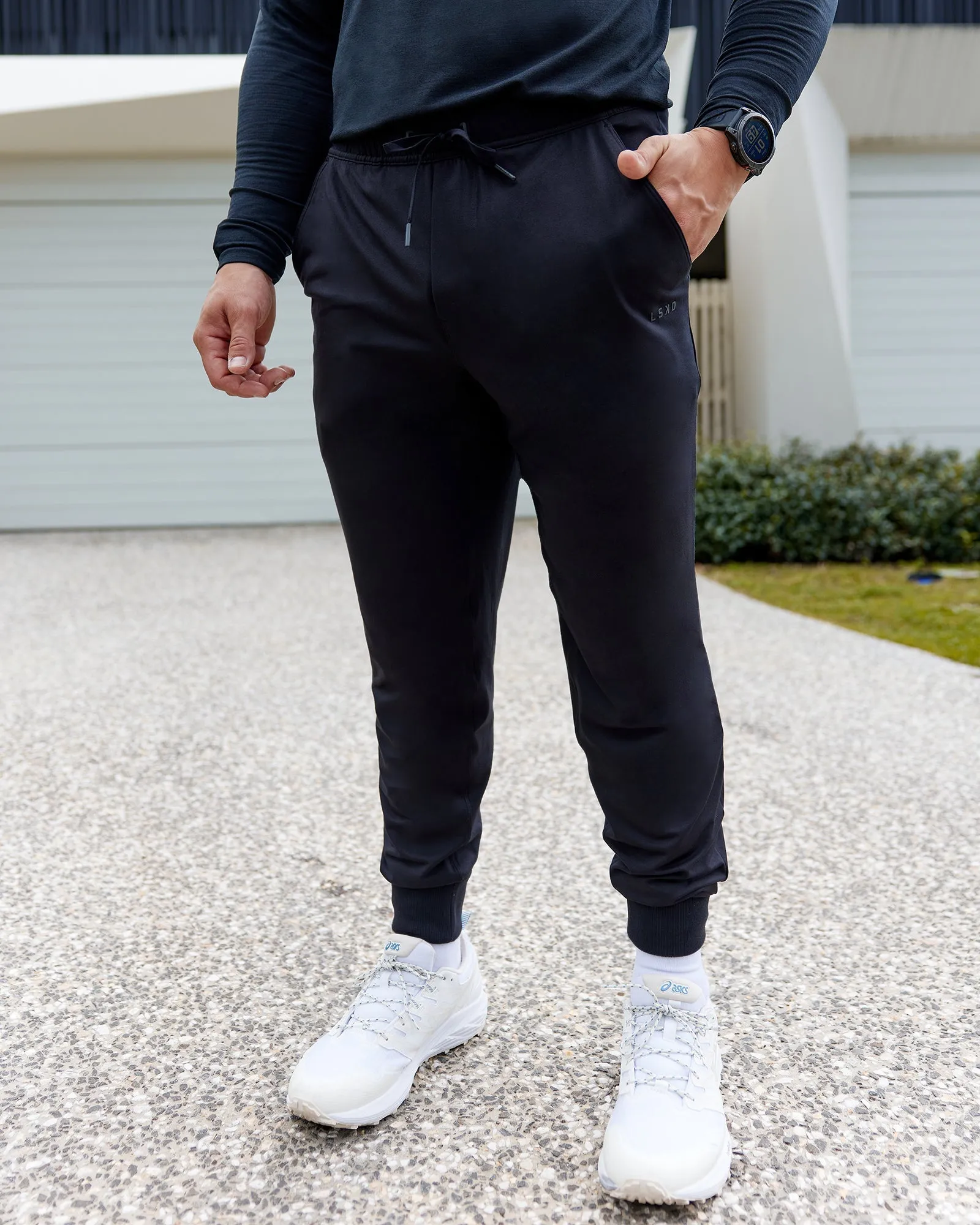 Restore CloudFLX Joggers - Black